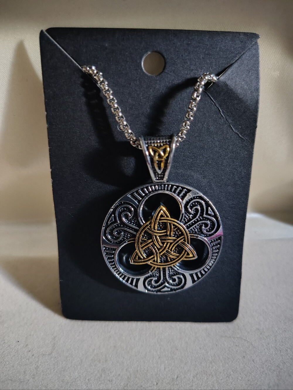 ⚜️New Unisex Two-Tone Celtic Trinity Knot Triquetra Pendant Necklace 24" Chain⚜️
